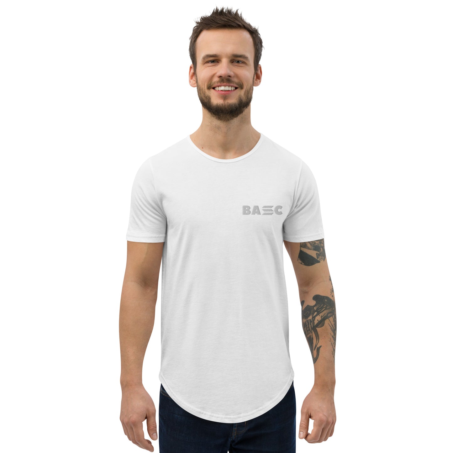 Camiseta BASC con dobladillo redondeado
